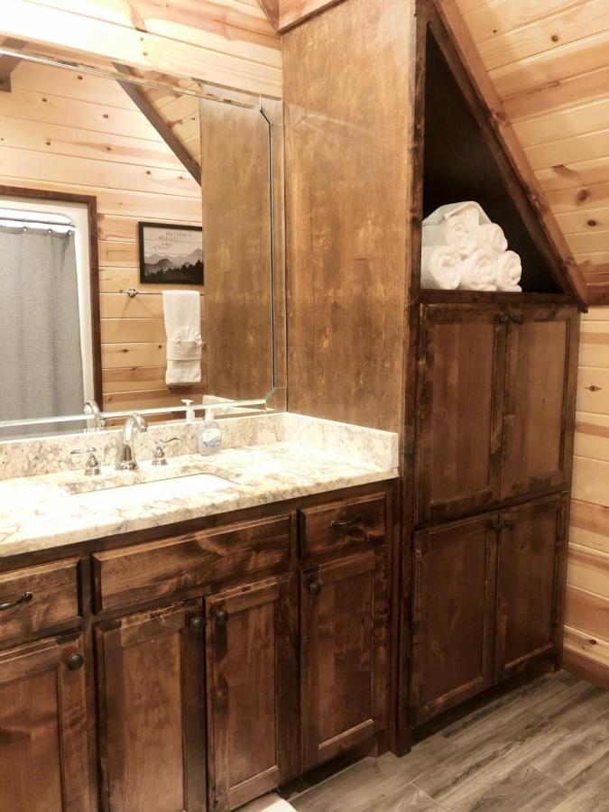 Stone Mountain Lodge 5000Sqft 6 Bed Game Room Pool Table Hot Tub Брокен-Боу Экстерьер фото