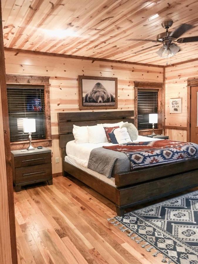 Stone Mountain Lodge 5000Sqft 6 Bed Game Room Pool Table Hot Tub Брокен-Боу Экстерьер фото