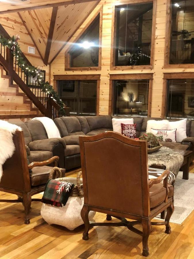 Stone Mountain Lodge 5000Sqft 6 Bed Game Room Pool Table Hot Tub Брокен-Боу Экстерьер фото