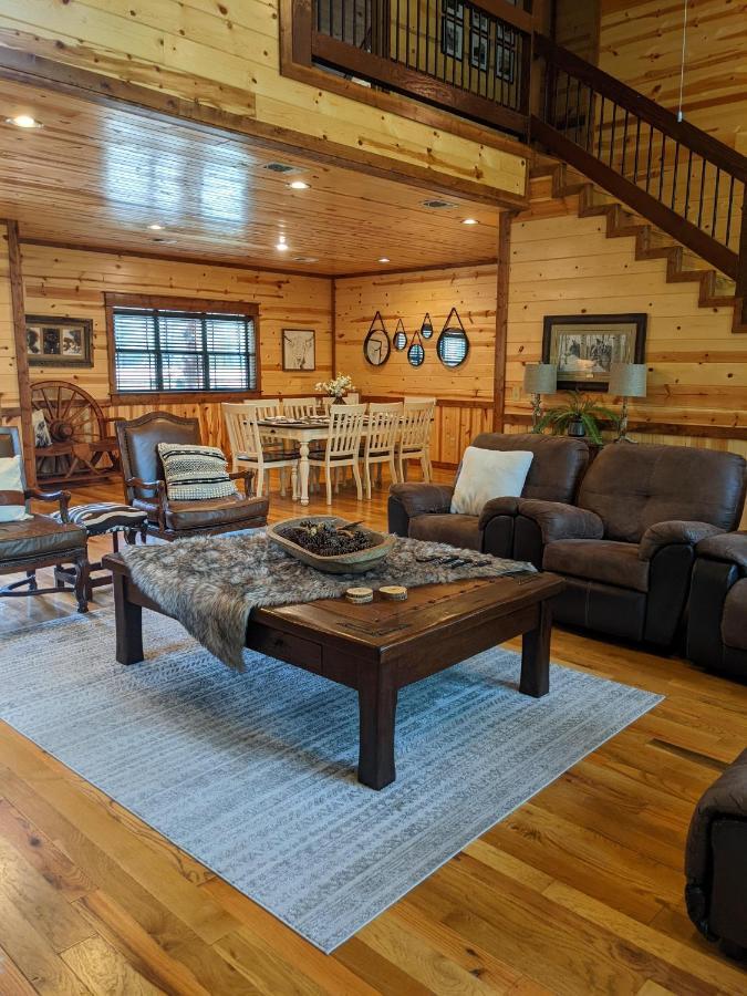 Stone Mountain Lodge 5000Sqft 6 Bed Game Room Pool Table Hot Tub Брокен-Боу Экстерьер фото