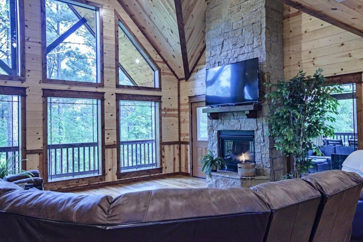 Stone Mountain Lodge 5000Sqft 6 Bed Game Room Pool Table Hot Tub Брокен-Боу Экстерьер фото
