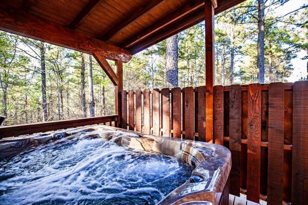 Stone Mountain Lodge 5000Sqft 6 Bed Game Room Pool Table Hot Tub Брокен-Боу Экстерьер фото